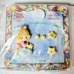 PRECIOUS MOMENTS Vintage Lapel Pin Earrings Set Christmas 1997 Star Holiday NEW